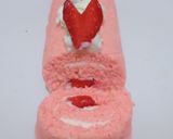 Foto langkah ke 7 dari resep Strawberry Japanese roll cake feminim.
