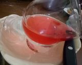 A picture of step 6 of Mango Pudding with jelly 😋.