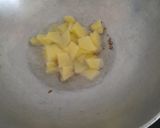 A picture of step 3 of Sabudana khichdi.