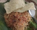 Foto langkah ke 5 dari resep Bihun Goreng siram bumbu Pecel.