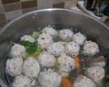 Foto langkah ke 6 dari resep Sup Baso Lohoa.