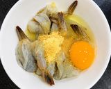 Foto langkah ke 2 dari resep Udang Goreng Mayonnaise.