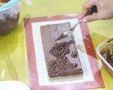 Foto langkah ke 6 dari resep Almond Cara Crakine Travel Cake.