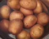 Parázsburgonya Air Fryerben recept fázis 1 fotója