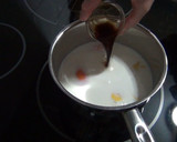 Foto del paso 1 de la receta: Crema pastelera tradicional con toque de Paco Torreblanca