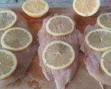 Foto del paso 3 de la receta: Churrasquito de pollo al limón Tatina