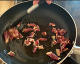 Foto del paso 1 de la receta: Arroz con butifarra y puntas de jamón