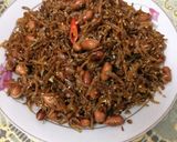 Hình bước làm 5 của món Cá cơm bún đảo vừng lạc