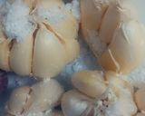 عکس مرحله 2 از دستور سیر ترشی ۱۰ ساله