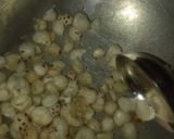 A picture of step 1 of Makhane ki kheer.