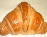 صورة لخطوة 13 من وصفة 🍞🥐عجائب تشكيل العجينة المورقه 🥐🍞