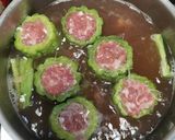 รูปขั้นตอนการทำที่ 3 ของ ตุ๋นมะระยัดไส้หมูสับวุ้นเส้น