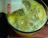 Foto langkah ke 3 dari resep Es Nutrisari Yakult.