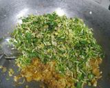 A picture of step 3 of Lima beans saag.