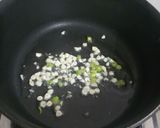 A picture of step 2 of Veg hakka noodles.