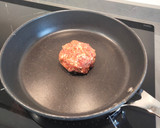 Foto del paso 4 de la receta: Hamburguesa mixta sencilla 🐷🐮