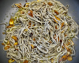 Foto del paso 3 de la receta: Bacalao con mango y gulas