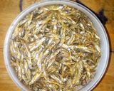 A picture of step 2 of Omena(small fish).
