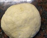 Foto del paso 1 de la receta: Pizza de cebolla y quesos