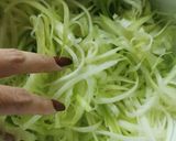 Foto del paso 1 de la receta: Espagueti de Zucchini con salsa blanca
