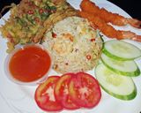 Foto langkah ke 7 dari resep Nasi Daun Jeruk Udang.