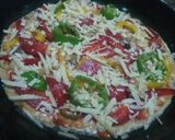 صورة لخطوة 2 من وصفة بيتزا الطاسه..🍕🍕🍟