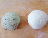 A picture of step 5 of Two-Color Ricotta Gnocchi with Cherry Tomatoes.