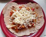 Töltött t.k. tortilla fokhagymás joghurtmártással recept fázis 5 fotója
