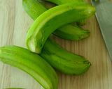 Gambar langkah 1 resipi Pisang Masak Lemak Cili Api.