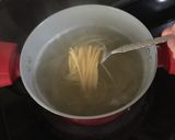 Foto del paso 1 de la receta: Spaghetti con salsa rosada