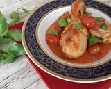 Foto del paso 4 de la receta: Pollo con tomate y albahaca