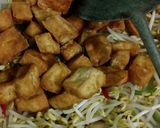 Foto langkah ke 3 dari resep Tumis Tahu Toge.