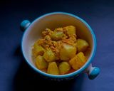 A picture of step 5 of Potol or Pointed Gourd Malaikari for lunch in Thakurbari style.