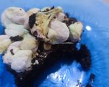 Foto langkah ke 9 dari resep S'mores Brownies Marshmallow with White Chocolate Chip and Strawberry Jam Airfryer.