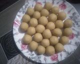 बेसन के लड्डू (besan ke ladoo recipe in hindi) रेसिपी चरण 4 फोटो
