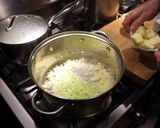 A picture of step 2 of Cream of broccoli soup.