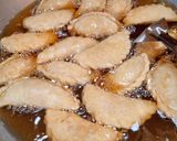 Foto langkah ke 6 dari resep Pastel isi Ragout.