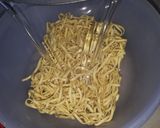 Foto langkah ke 2 dari resep 82.Mie Gagal Rasa.
