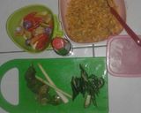 Foto langkah ke 1 dari resep Oseng kerang pedas manis.