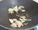 Foto langkah ke 1 dari resep Udang tumis mentega #homemadebylita.