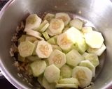 Foto del paso 2 de la receta: Crema de pepino (con toque de romero y eneldo)