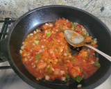 Foto del paso 2 de la receta: Paella muy diferente y preparada en un plis plas y con ingredientes que no acostumbro a comprar