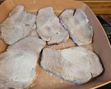 Foto del paso 1 de la receta: Bifes de cerdo a la mostaza