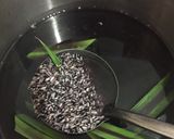 Foto langkah ke 1 dari resep Bubur Ketan Hitam.