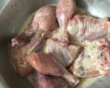 A picture of step 1 of Chicken lababdar.