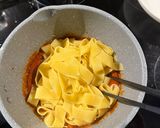 A picture of step 8 of Creamy Chili Oil Pasta.