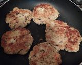 Foto del paso 7 de la receta: Hamburguesas de berenjena y pollo