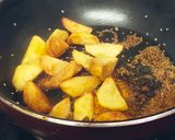 सूखे मसाले वाले चटपटे आलू (Sukhe masale wale chatpate aloo recipe in Hindi) रेसिपी चरण 9 फोटो