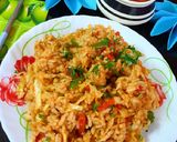 A picture of step 3 of Schezwan Rice.