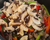 Foto del paso 3 de la receta: Tiras de ternera con verduras